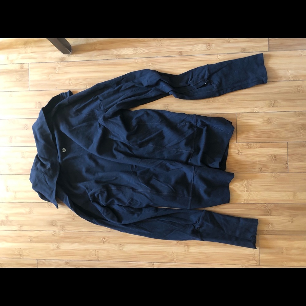 Black lululemon jacket